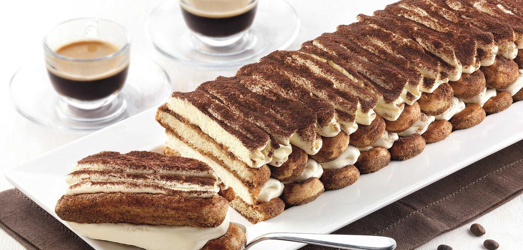 Tarta de tiramisú savoiardi